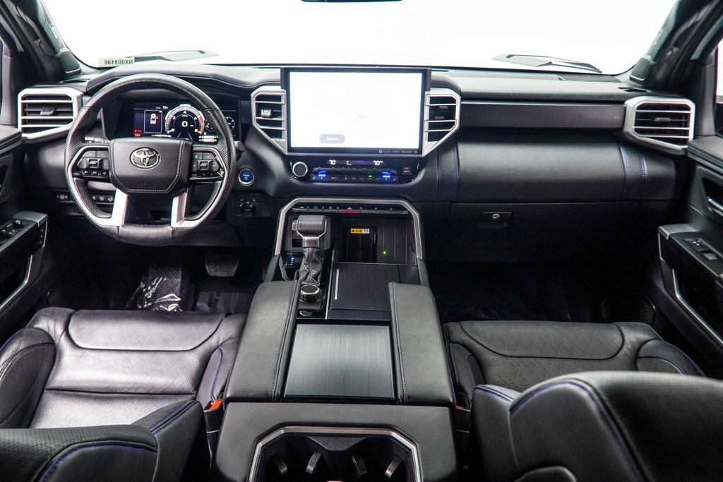Toyota Tundra photo 5