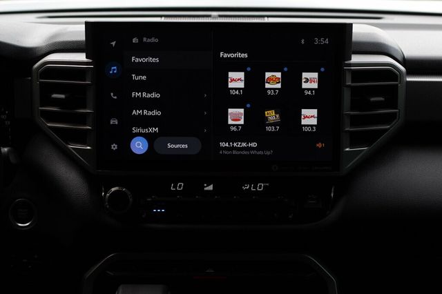 2022 Toyota Tundra 4WD 4WD LIMITED CREWMAX W/ PWR PANORAMIC ROOF, LEATHER, NAVIGATION - 23042786 - 12
