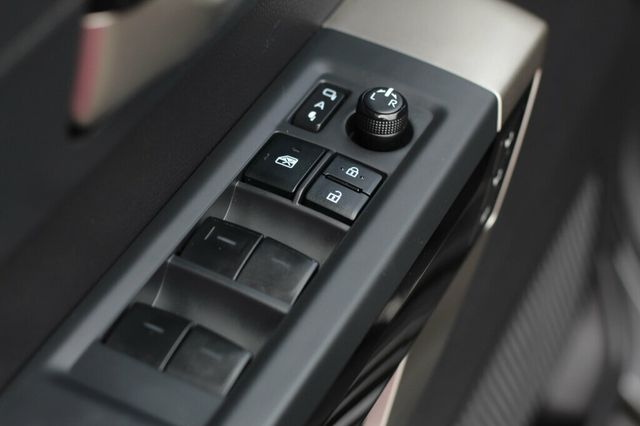 2022 Toyota Tundra 4WD 4WD LIMITED CREWMAX W/ PWR PANORAMIC ROOF, LEATHER, NAVIGATION - 23042786 - 19