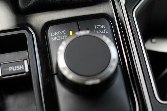 2022 Toyota Tundra 4WD 4WD LIMITED CREWMAX W/ PWR PANORAMIC ROOF, LEATHER, NAVIGATION - 23042786 - 29