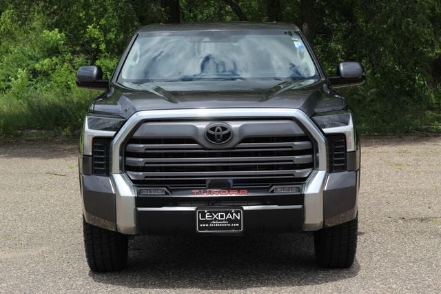 2022 Toyota Tundra 4WD 4WD LIMITED CREWMAX W/ PWR PANORAMIC ROOF, LEATHER, NAVIGATION - 23042786 - 3