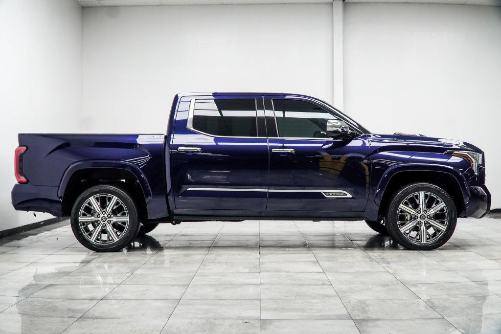 Toyota Tundra photo 8