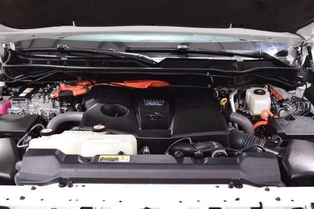2022 Toyota Tundra 4WD Capstone - 23037565 - 26