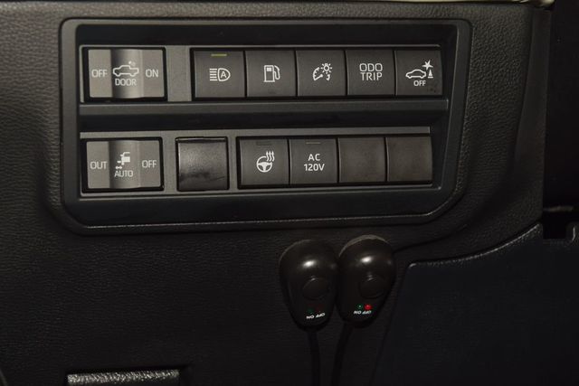 2022 Toyota Tundra 4WD Capstone - 23037565 - 33