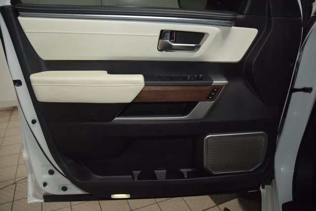 2022 Toyota Tundra 4WD Capstone - 23037565 - 45