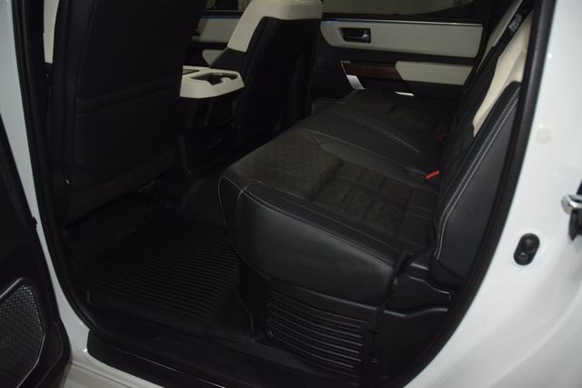 2022 Toyota Tundra 4WD Capstone Hybrid - 23037565 - 40
