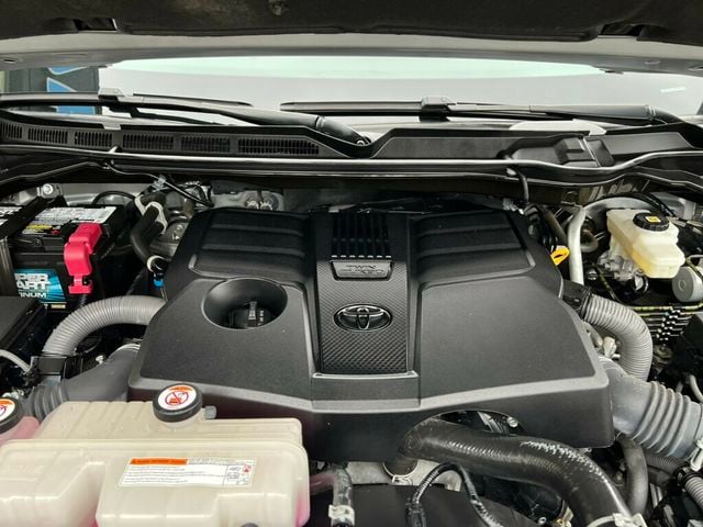 2022 Toyota Tundra 4WD CREWMAX PLATINUM - 23080122 - 9