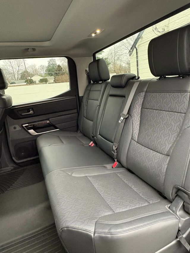 2022 Toyota Tundra 4WD Limited/4WD/PanoramicSunroof/HeatedSteeringWheel/BackupCam/NAV - 22953583 - 21