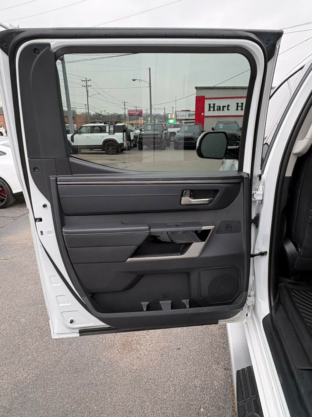 2022 Toyota Tundra 4WD Limited/4WD/PanoramicSunroof/HeatedSteeringWheel/BackupCam/NAV - 22953583 - 22