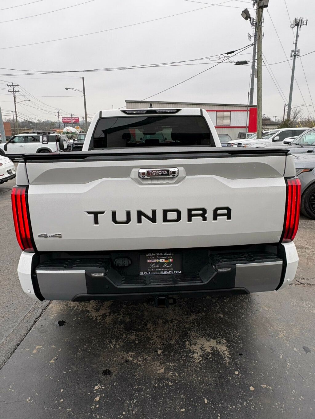2022 Toyota Tundra 4WD Limited/4WD/PanoramicSunroof/HeatedSteeringWheel/BackupCam/NAV - 22953583 - 3
