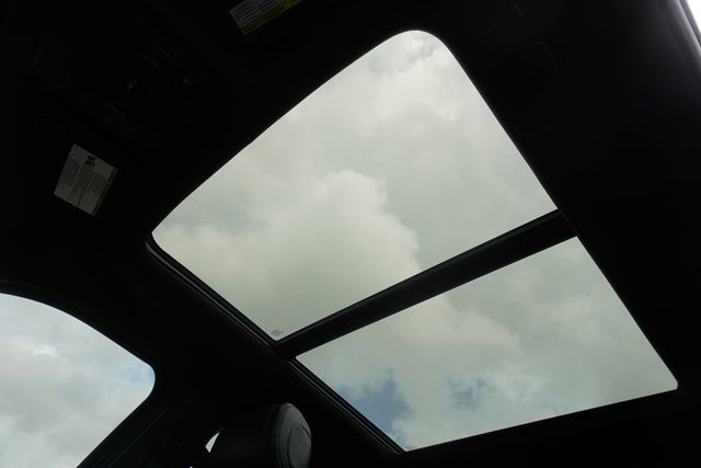 2022 Toyota Tundra 4WD Platinum - 22990315 - 22