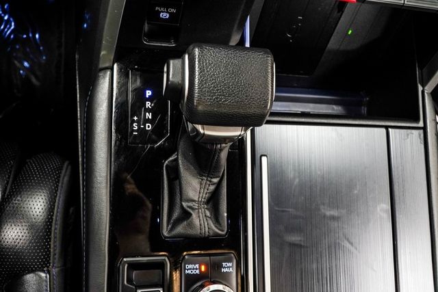 2022 Toyota Tundra 4WD Platinum - 22925378 - 18