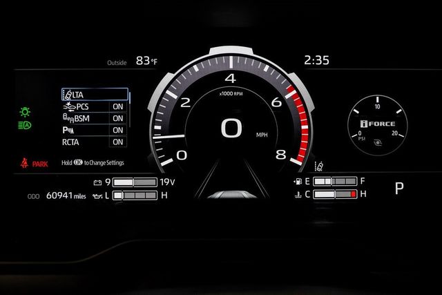 2022 Toyota Tundra 4WD Platinum - 22925378 - 28