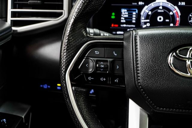 2022 Toyota Tundra 4WD Platinum - 22925378 - 30