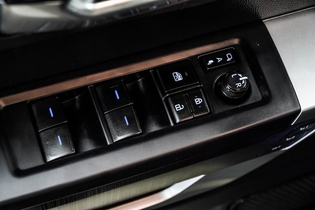 2022 Toyota Tundra 4WD Platinum - 22925378 - 41