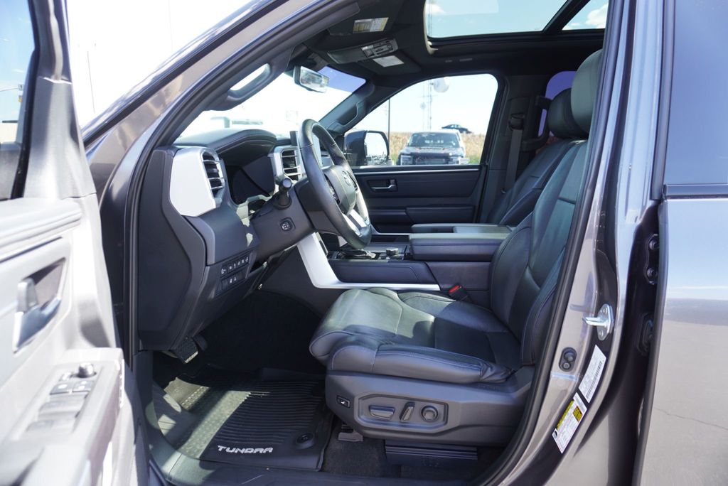 2022 Toyota Tundra 4WD PLATINUM - 23026227 - 18