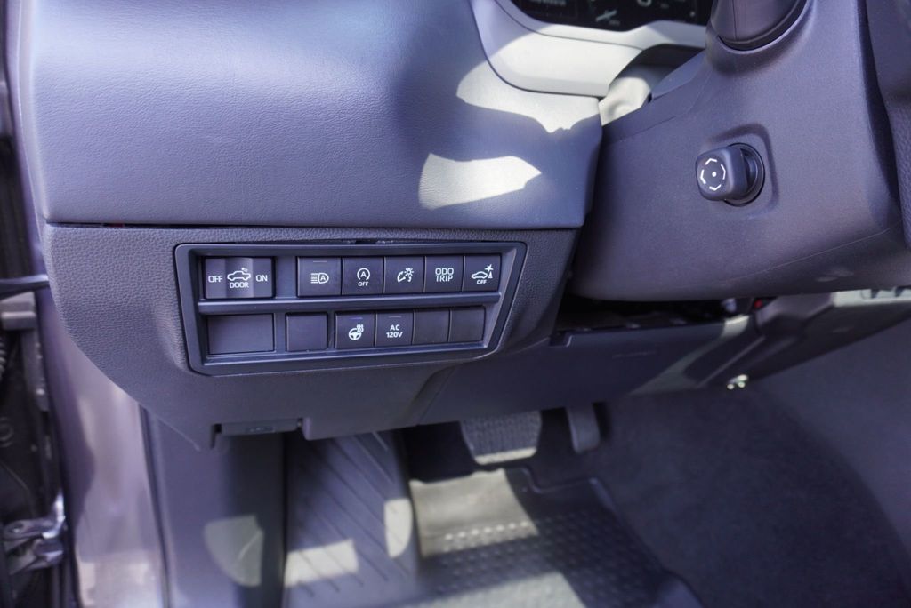 2022 Toyota Tundra 4WD PLATINUM - 23026227 - 26
