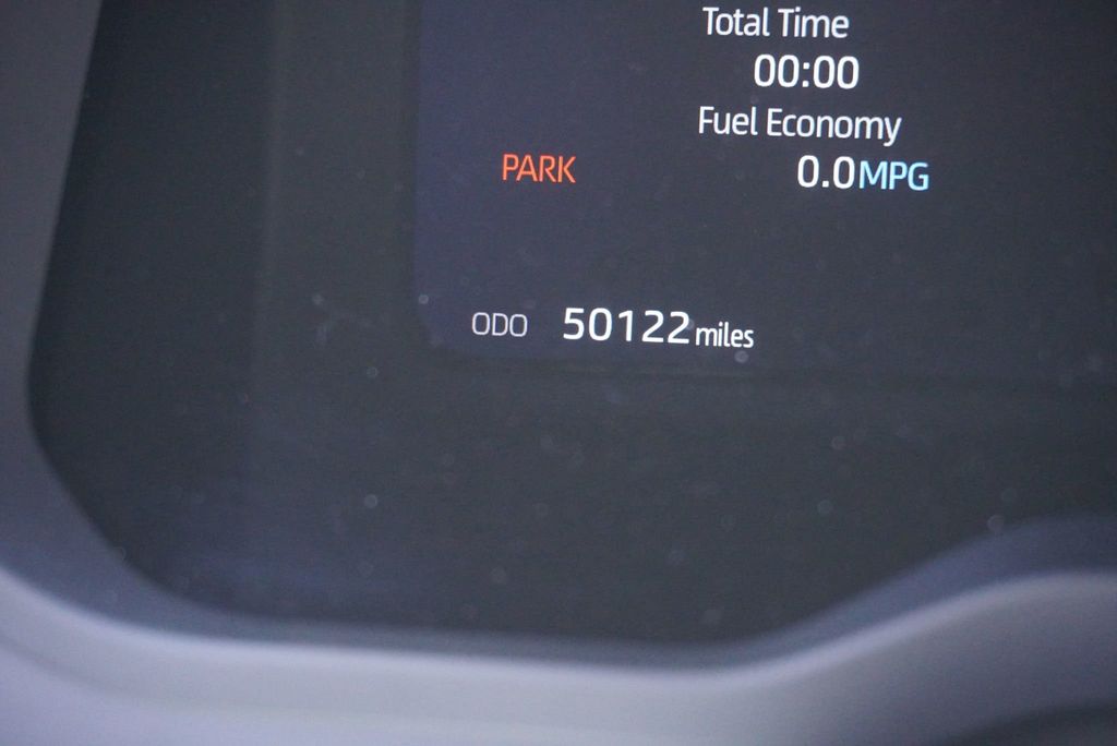 2022 Toyota Tundra 4WD PLATINUM - 23026227 - 27