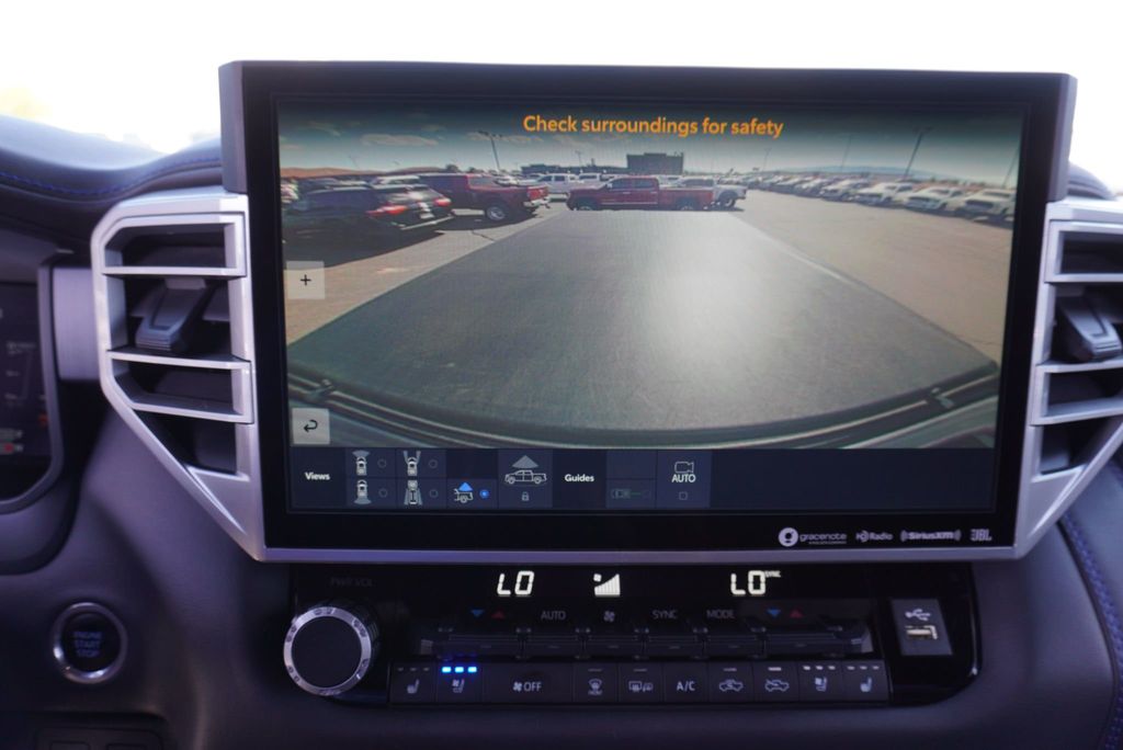 2022 Toyota Tundra 4WD PLATINUM - 23026227 - 34