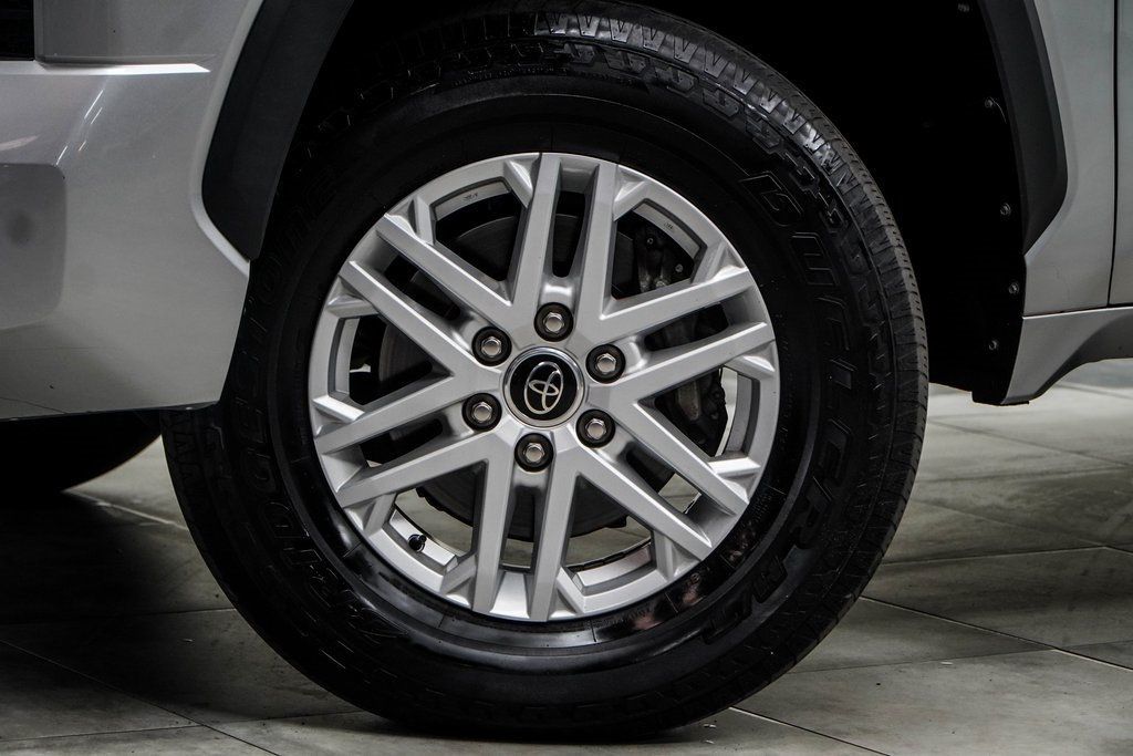 2022 Toyota Tundra SR5 photo 3