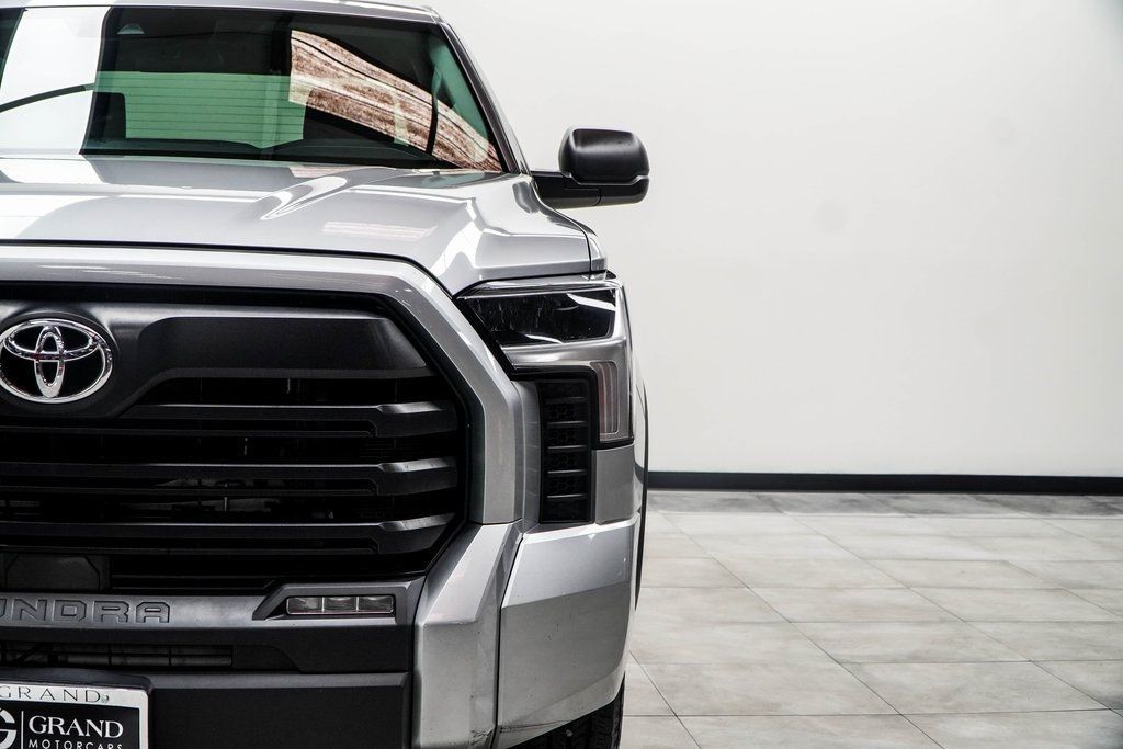 2022 Toyota Tundra SR5 photo 4