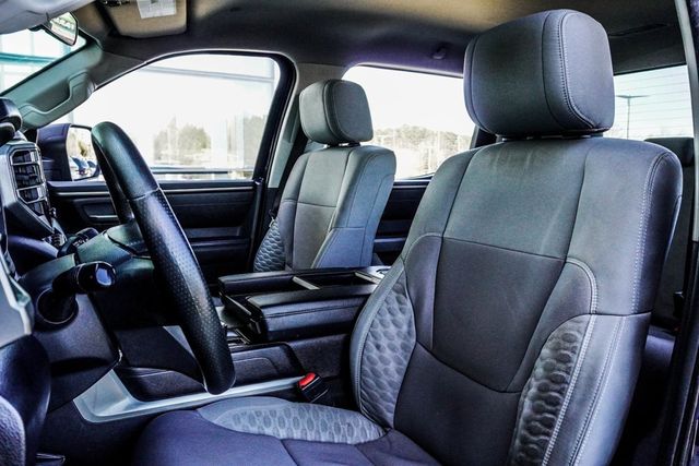 2022 Toyota Tundra 4WD SR5 - 22971902 - 32