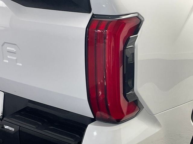 2022 Toyota Tundra 4WD SR5 - 22973042 - 43