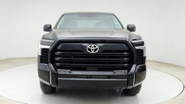 2022 Toyota Tundra 4WD SR5 CrewMax 5.5' Bed 3.5L w/ Convenience Pkg, Dual-Step Nerf Bar - 22941012 - 1