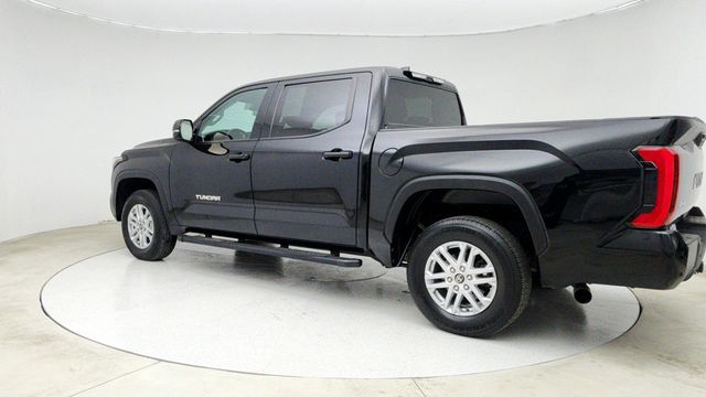 2022 Toyota Tundra 4WD SR5 CrewMax 5.5' Bed 3.5L w/ Convenience Pkg, Dual-Step Nerf Bar - 22941012 - 6