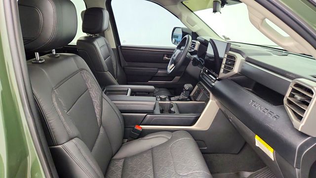 2022 Toyota Tundra 4WD SR5 CrewMax 5.5' Bed w/ TRD Premium, Advanced Off Road Tech Pkgs - 23010737 - 22