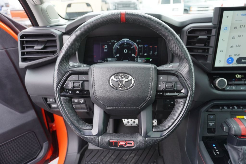 2022 Toyota Tundra 4WD TRD PRO - 22978017 - 30