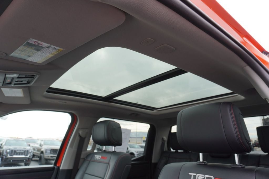 2022 Toyota Tundra 4WD TRD PRO - 22978017 - 44