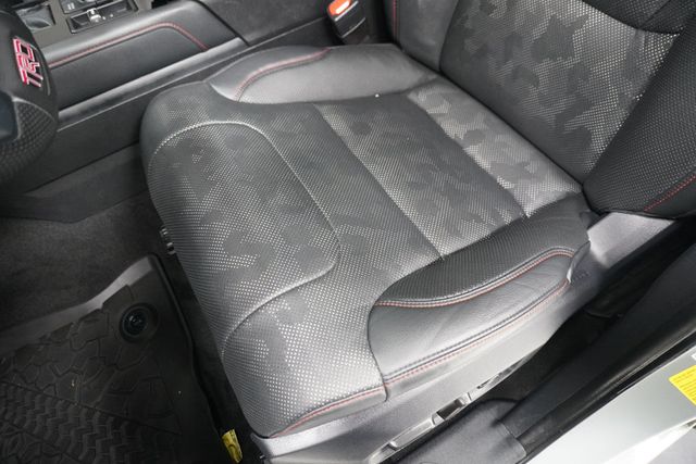 2022 Toyota Tundra 4WD TRD Pro Hybrid - 23036729 - 13