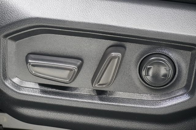 2022 Toyota Tundra 4WD TRD Pro Hybrid - 23036729 - 16