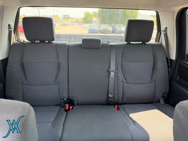 2022 Toyota Tundra CrewMax SR5 Pickup 4D 5 1/2 ft - 23066374 - 24