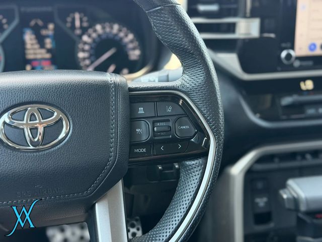 2022 Toyota Tundra CrewMax SR5 Pickup 4D 5 1/2 ft - 23066374 - 32