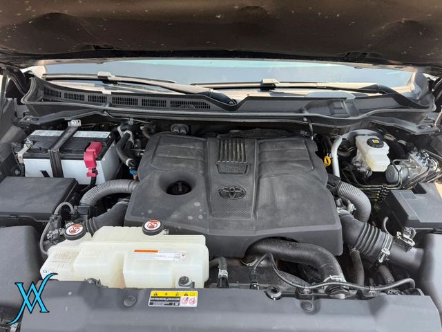 2022 Toyota Tundra CrewMax SR5 Pickup 4D 5 1/2 ft - 23066374 - 38