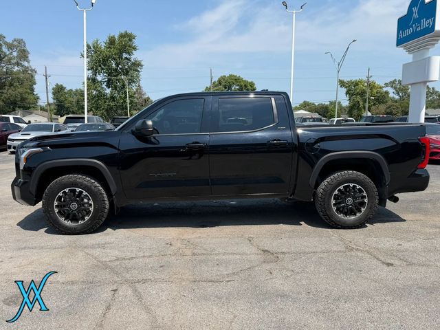 2022 Toyota Tundra CrewMax SR5 Pickup 4D 5 1/2 ft - 23066374 - 3