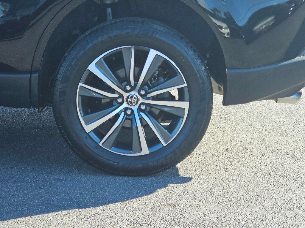 2022 Toyota Venza LE AWD - 22923041 - 28