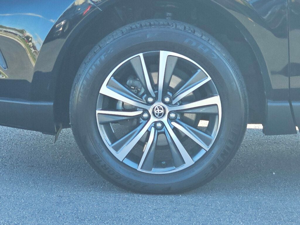 2022 Toyota Venza LE AWD - 22923041 - 29