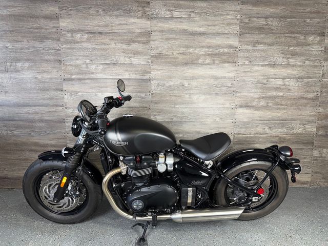 2022 Triumph Bonneville Bobber SUPER CLEAN! - 23059358 - 11