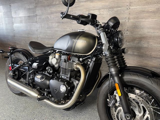 2022 Triumph Bonneville Bobber SUPER CLEAN! - 23059358 - 1