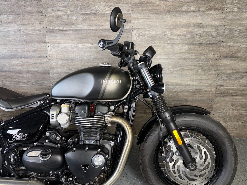 2022 Triumph Bonneville Bobber SUPER CLEAN! - 23059358 - 3