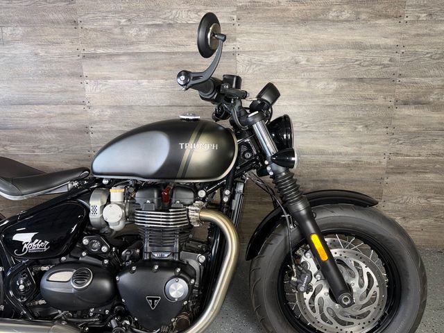 2022 Triumph Bonneville Bobber SUPER CLEAN! - 23059358 - 3