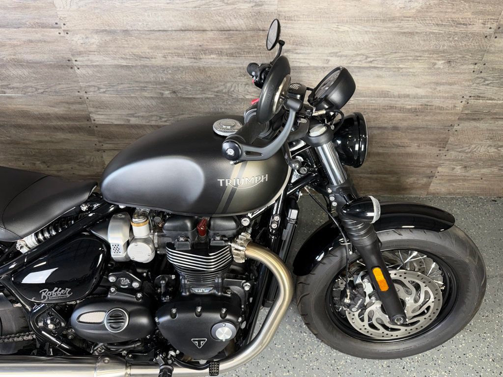 2022 Triumph Bonneville Bobber SUPER CLEAN! - 23059358 - 4