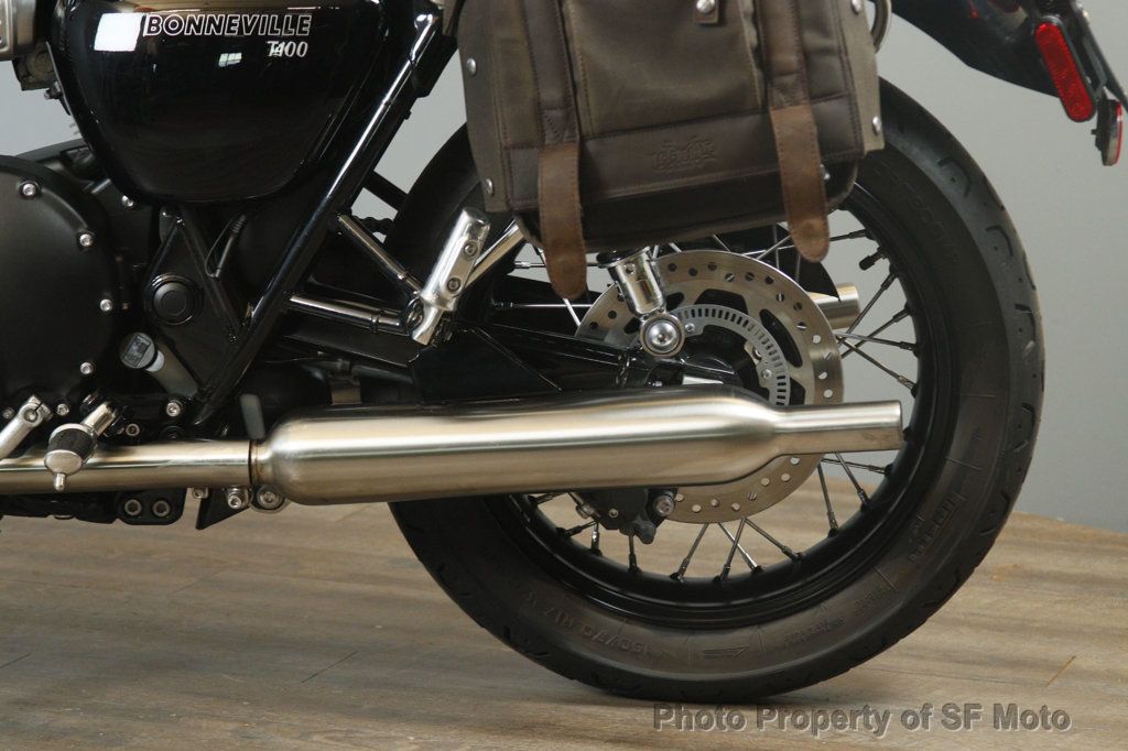 2022 Triumph Bonneville T100 Two-Tone Only 1842 Miles - 22948844 - 17