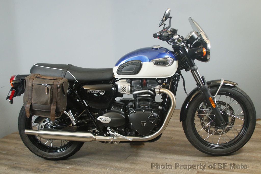 2022 Triumph Bonneville T100 Two-Tone Only 1842 Miles - 22948844 - 2