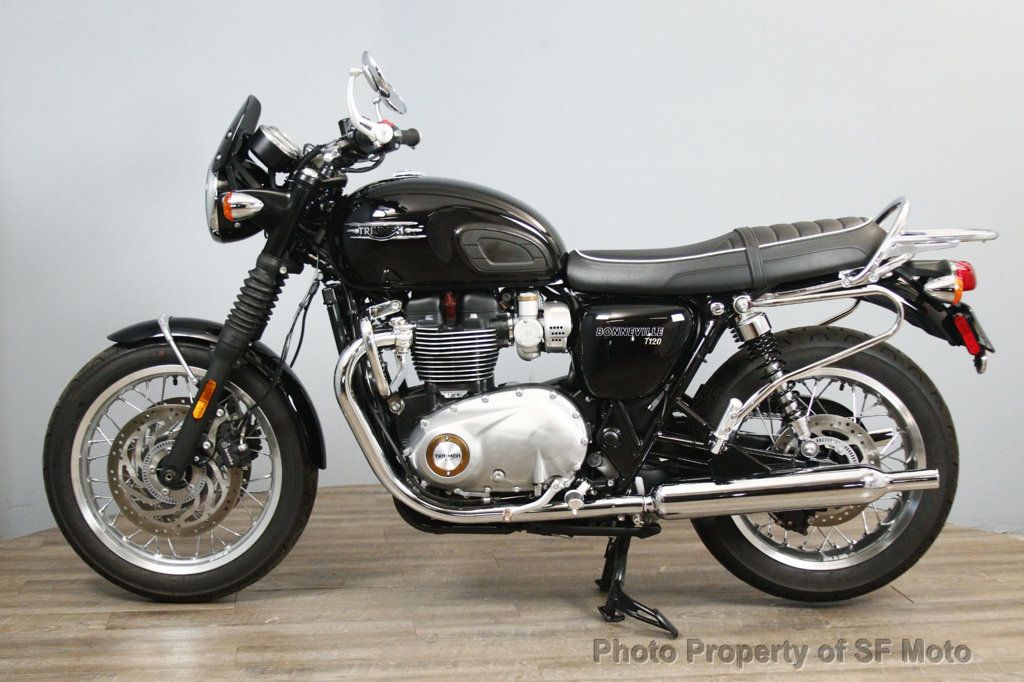 2022 Triumph Bonneville T120 1 Owner, 1721 Miles - 23045686 - 3