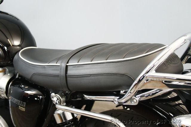 2022 Triumph Bonneville T120 1 Owner, 1721 Miles - 23045686 - 45