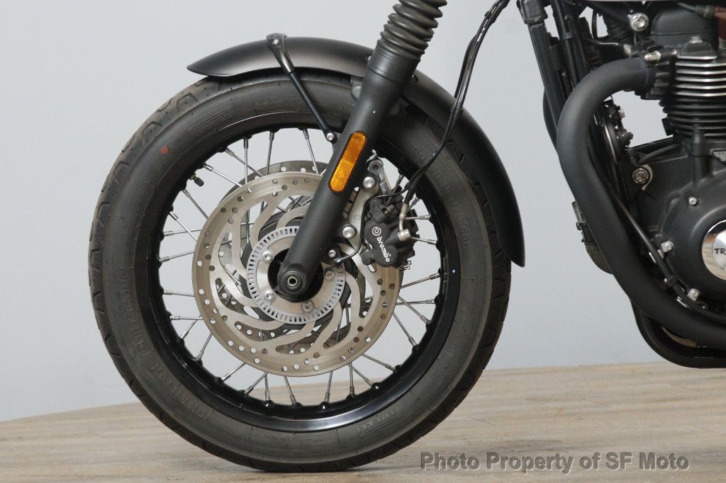 2022 Triumph Bonneville T120 Two Tone One Owner, 4782 Mi - 22982471 - 12